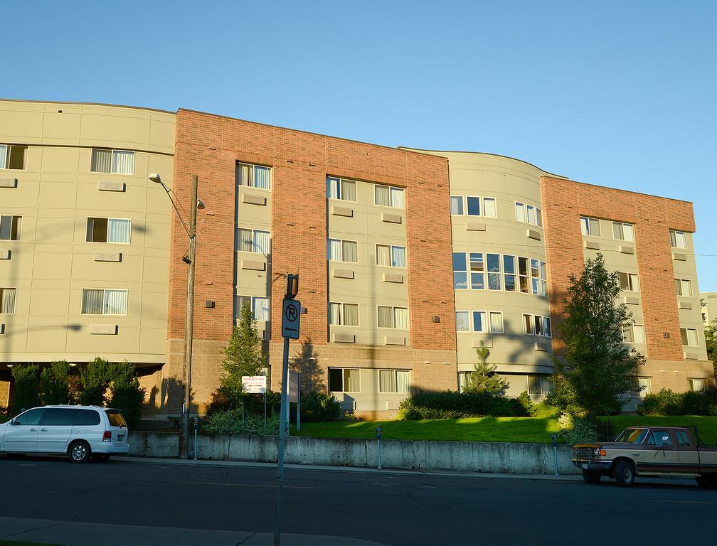 The Madison Inn Spokane Bagian luar foto