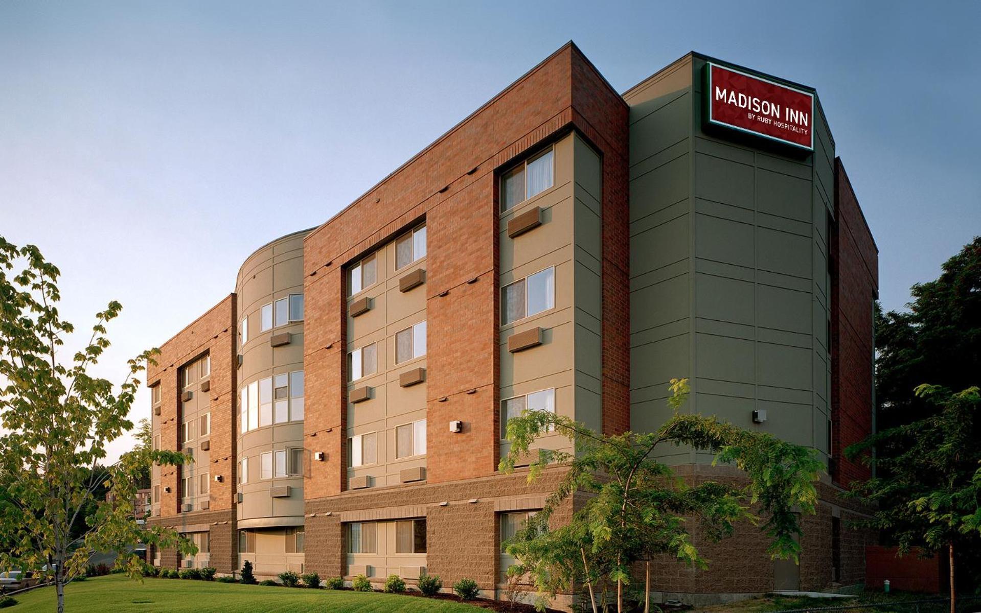 The Madison Inn Spokane Bagian luar foto