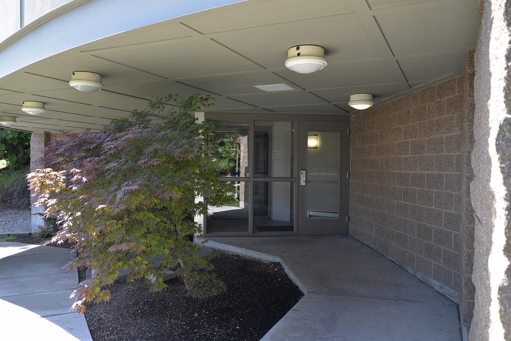 The Madison Inn Spokane Bagian luar foto