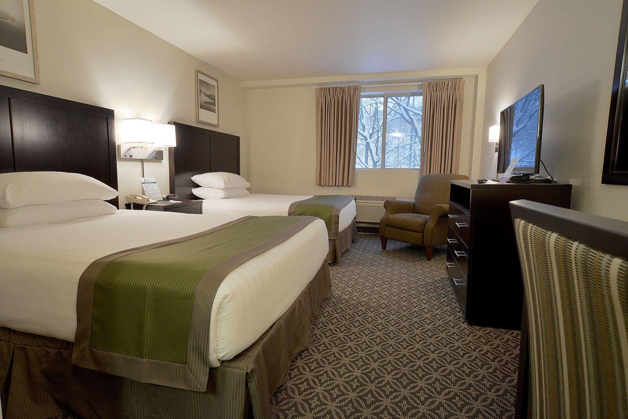 The Madison Inn Spokane Bagian luar foto